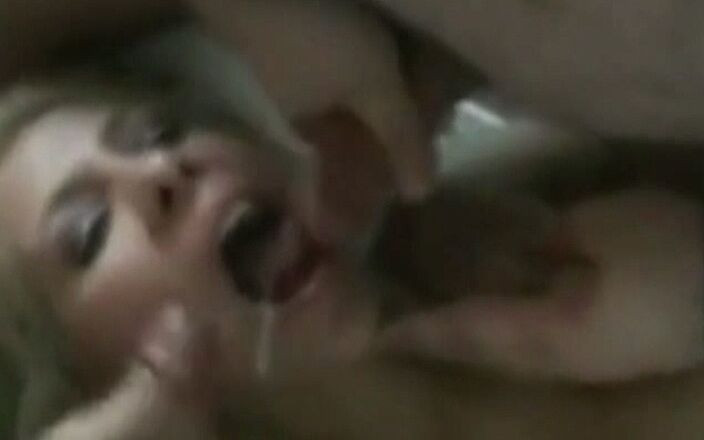 Master of porn: 20 ans et excitée