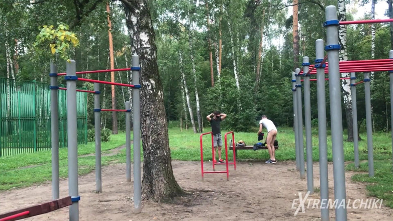 Extremalchiki: Sex sport v parku