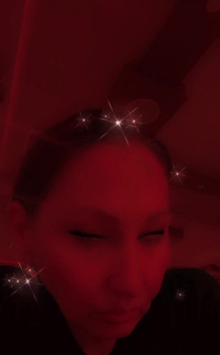 Dominatrix Redsonyja: Footfetis, Triple Fetis (pergunte-me) e a Rainha Vermelha. Desfrutar