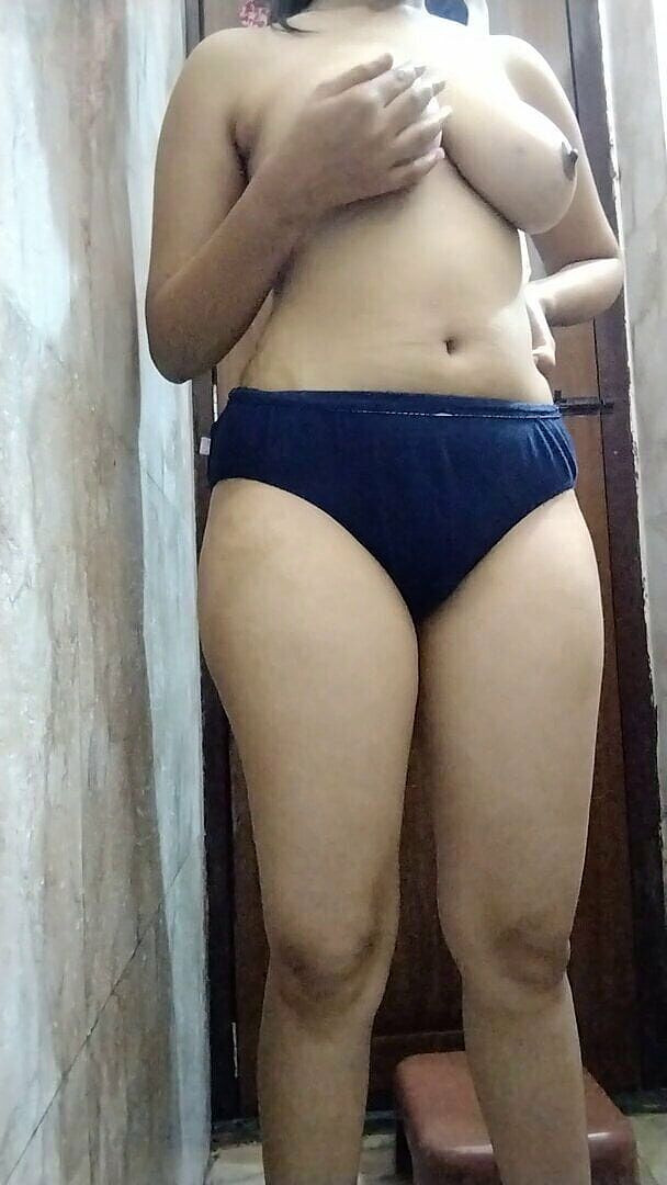 Riyathakur: Naked Indian Teen Making Video