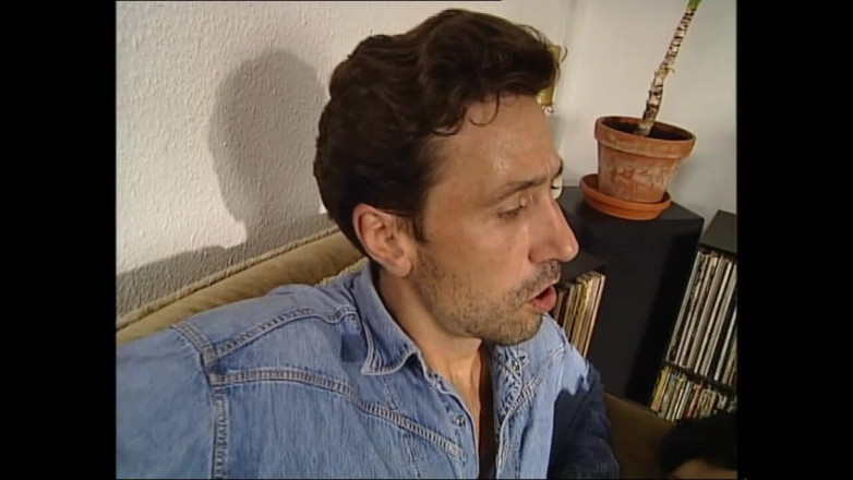 Deutschland porn: Brunette MILF Get Fucked Hard by His Boyfriend