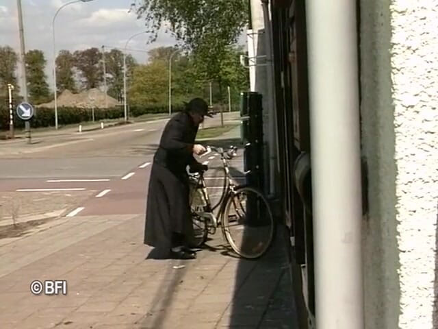 Naughty by nature in Holland: Xkiss - Cafe Tramhalt, parte 1