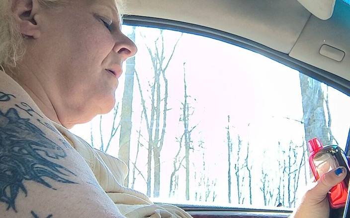 HerculesnVENUS: Masterbation sur le siège du conducteur de voiture