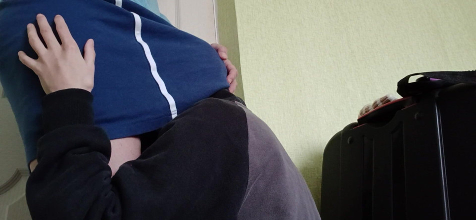 Lesbian-illusion: Dois vizinhos escondem o fato de que são lésbicas