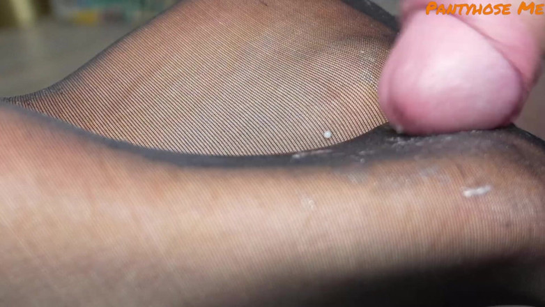 Pantyhose me porn videos: Brunetka Stephania má roztrhané punčocháče