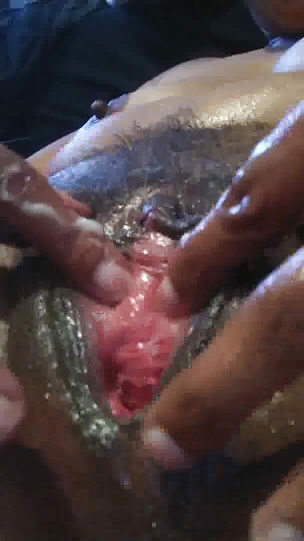GeezWhizz: bara laal dildo kamabakht