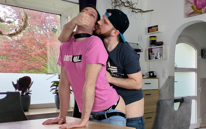 GayKinkCouple: Gebruik hem na thuiskomen van het werk