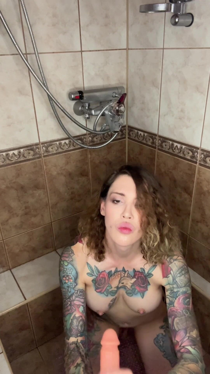 Roxy Rain: Desire ki boonden