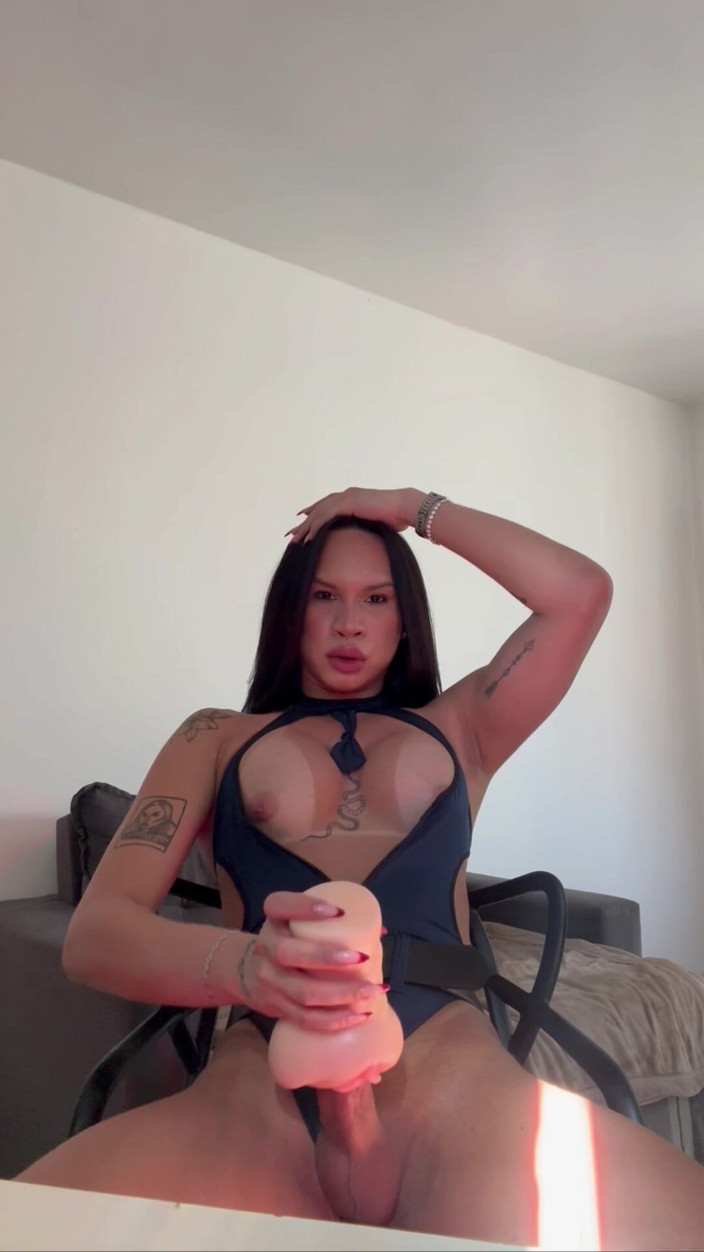 Talassa: Fucking Her Pussy and Having a Great Orgasm.