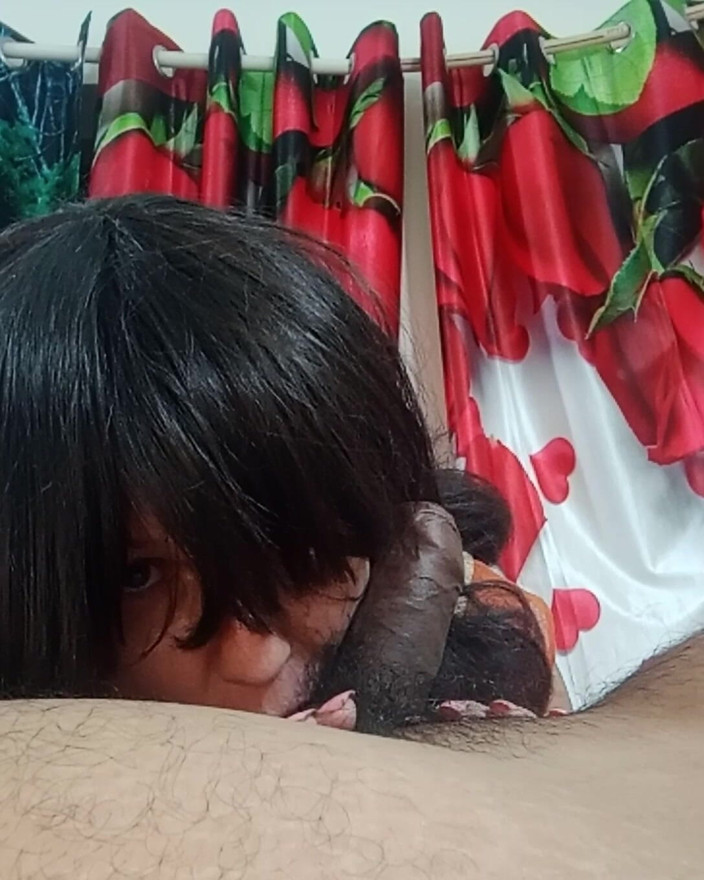 Bolly Karma: Ibu tiri MILF yang bertetek besar sukakan saya.