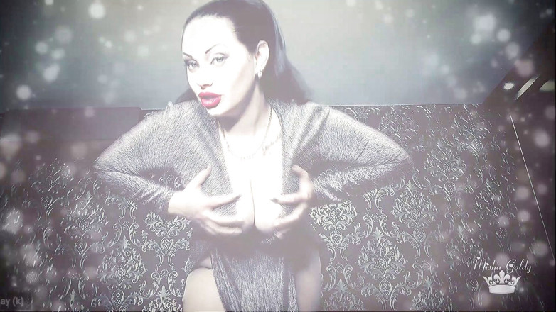 Goddess Misha Goldy: Ви повинні винагородити мене!