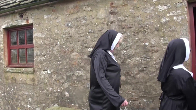 Dirty Doctors Clips: Dua postulan berdosa