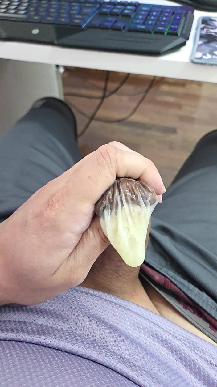 Lkdick8: Camisinha Cheia De Semen