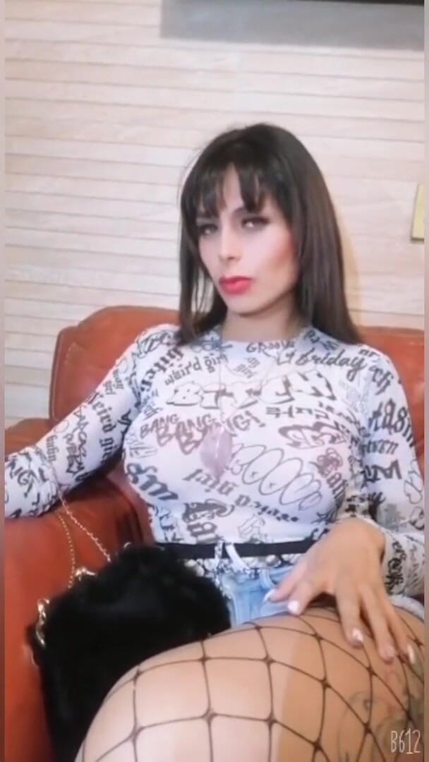 Barbietransxxxx: 친구에게 펠라 섹스하는 트랜니