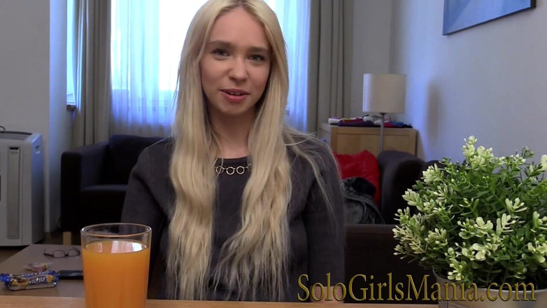 Solo girls mania: Mladá dívka Arteya Rozhovor