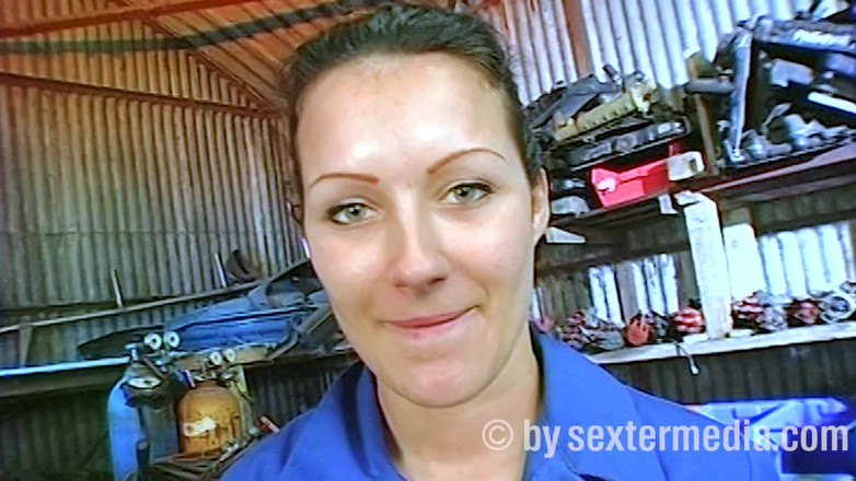 Sextermedia by Pete: Гаражні стрип-кліпи та мастурбація пизди