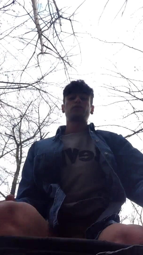 Idmir Sugary: Cum Fart Outdoor