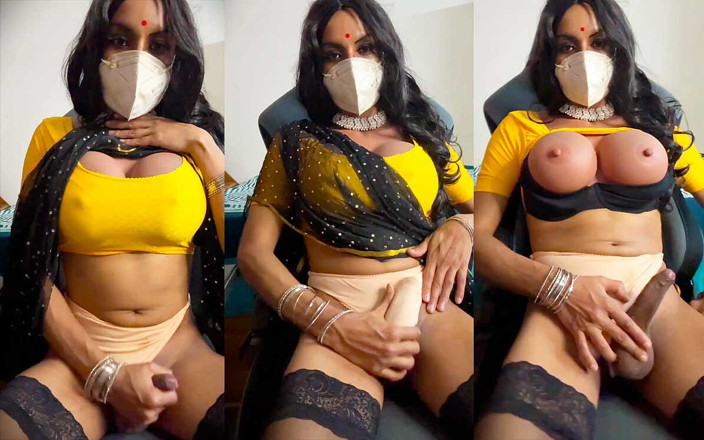 Anushka Crossy: Travestiet trekt zich af in Saree