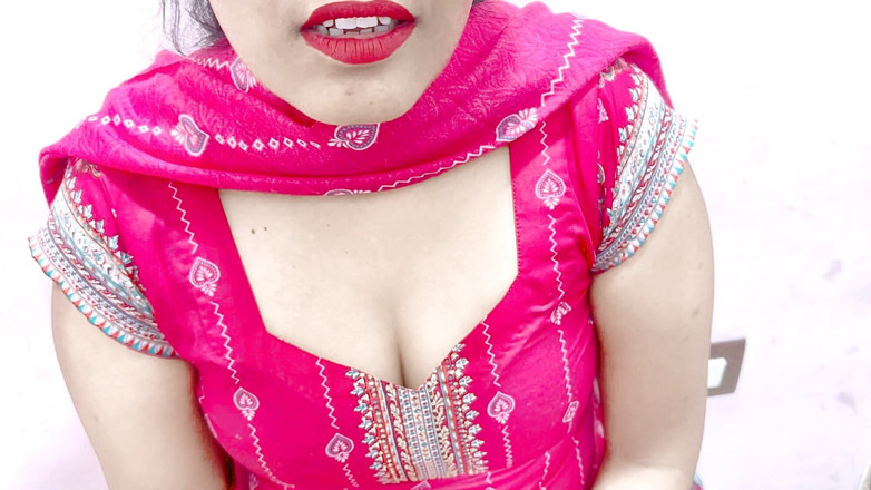 pinki_cute: La sœur d’un ami est venue coucher avec moi avant...