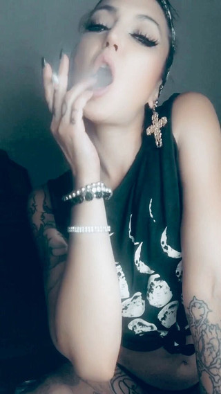 Hellizabeth Queen: 2020년 7월 2