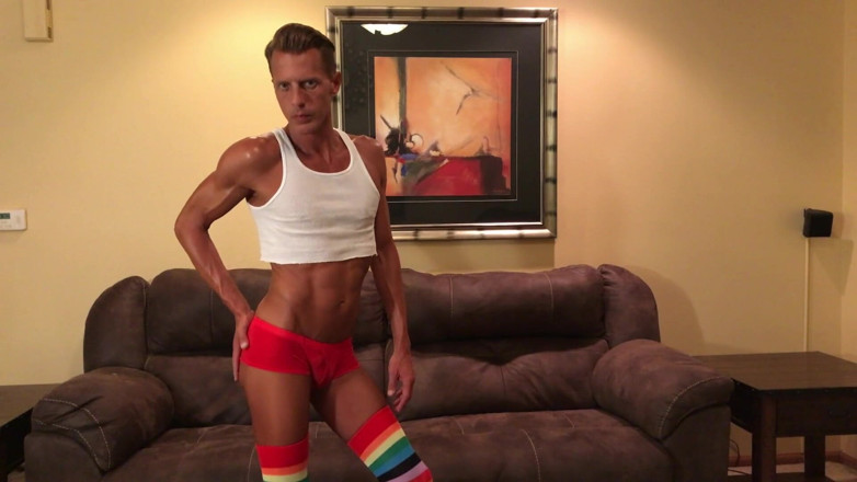 Jaymes Blonde: Candy ass play