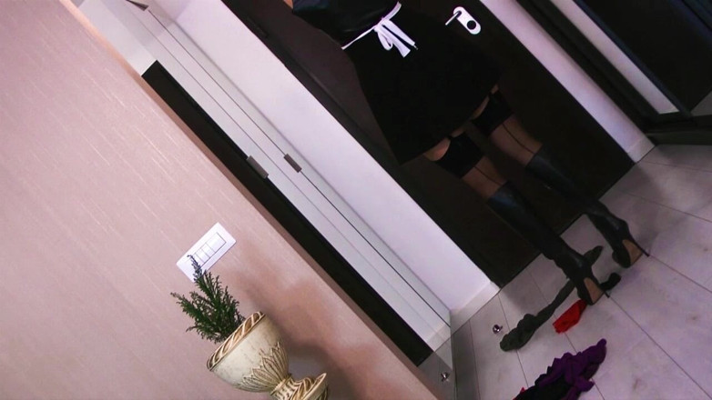 Goddess Celine: Baby-sitter vacumming