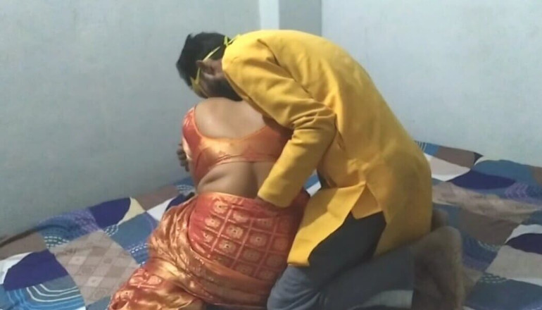 Happyhome: Desi indyjska piękna milf Bhabhi zerżnięta przez męża