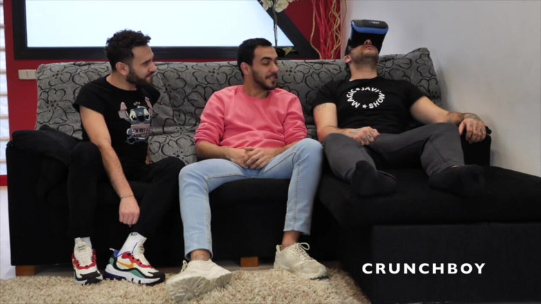 Not really gay but: Marco Rush folosit dur de Douglas SMITH lângă băiatul său...