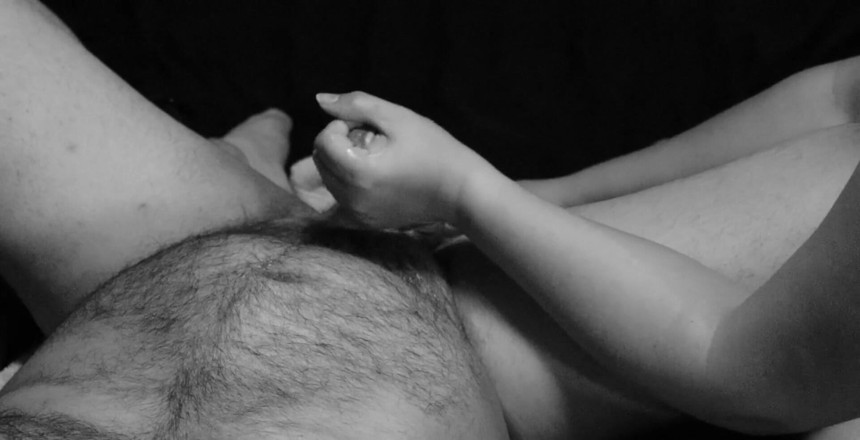 Love2boundsboss: POV heißer handjob für eine große ladung sperma