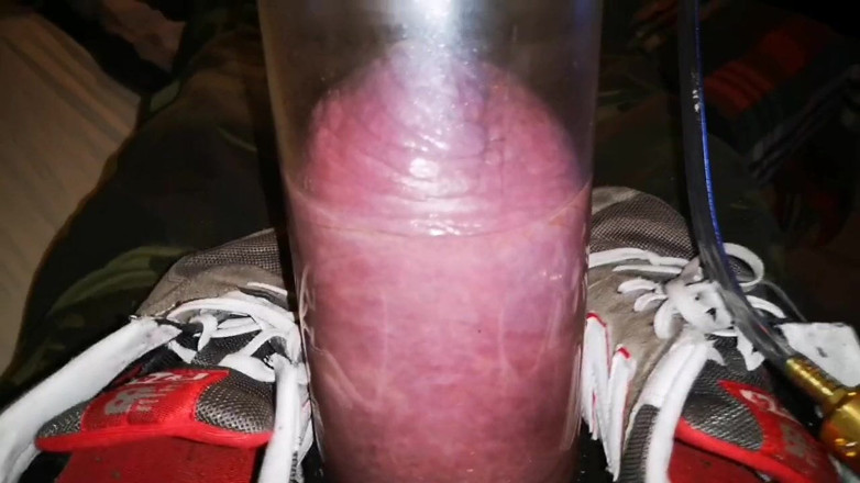 Monster_Meat_: Pour les amateurs de pieds et de baskets
