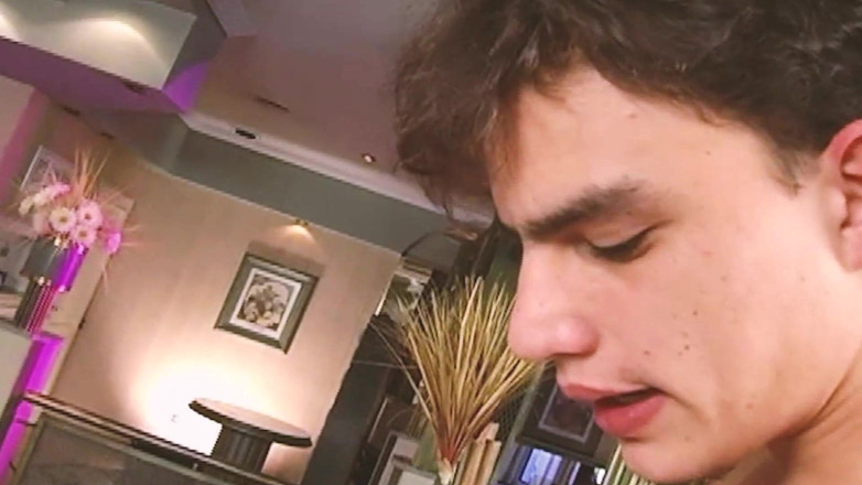 SEXUAL SIN GAY: Jacuzzi faceci scena 1_trio brudnych facetów w jacuzzi kończy się udostępnianie...