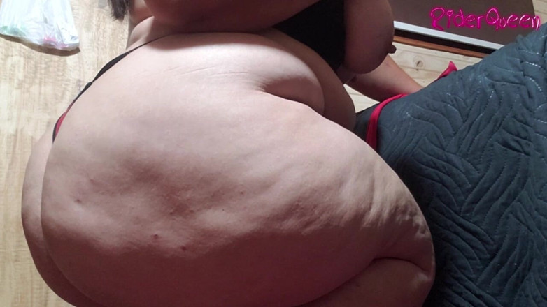 Only Riderqueen BBW Step Mom Latina Alone: キャビンでのママぽっちゃり系お尻崇拝