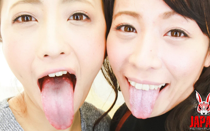 Japan Fetish Fusion: Momenti intimi: unisciti al sensuale bacio francese di Hana &amp; Yuri!