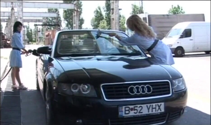 XTime Vod: Une grosse sodomie se fait pénétrer par une blonde sexy à...