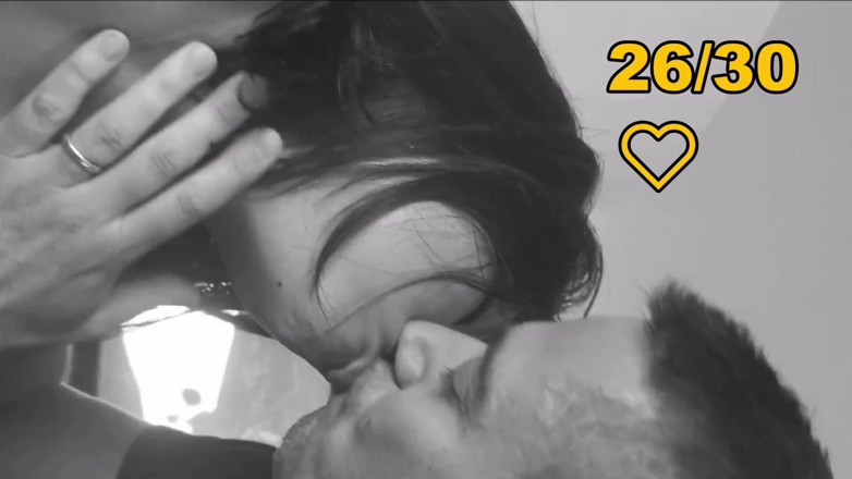 Cuckoby: 최고의 오쟁이 진 남편 키스 모음집 2022 (30 키스 + 보너스)
