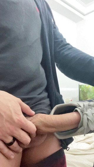 Babywhite99: Video tôn sùng giày cho bạn tôi ;)