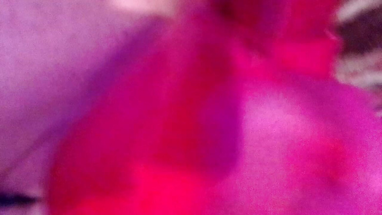 Push ego trip: Solo tacchi rosa masturbazione anale