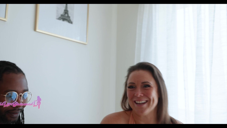 Iluv Shauna: Moi nowi sąsiedzi są swingersami