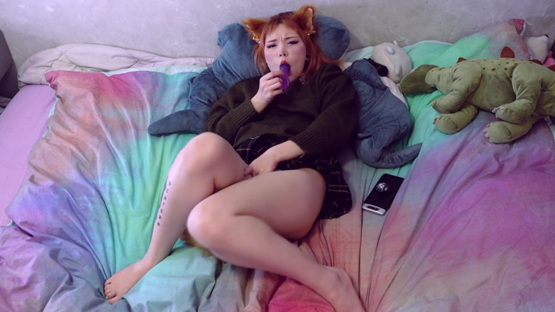 Furiyssh: La bella fox girl furiyssh si masturba per te