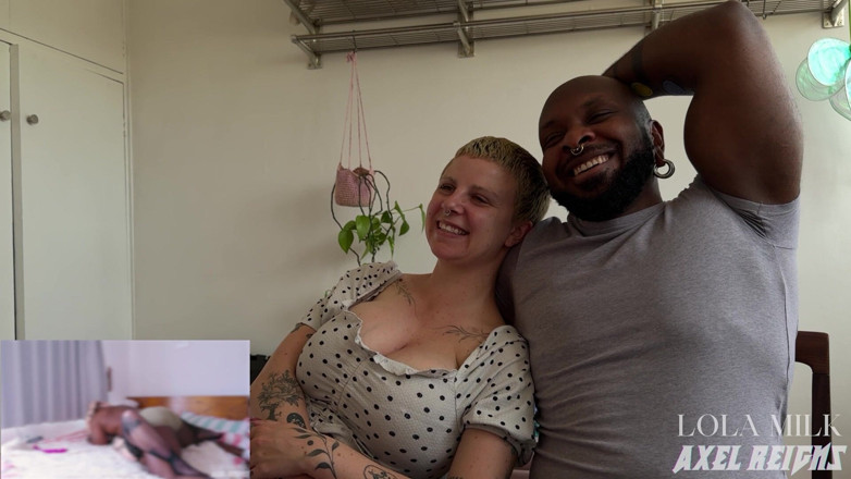 AxelReigns: Guardando il nostro porno parte 4 - lola latte x Axel reigns