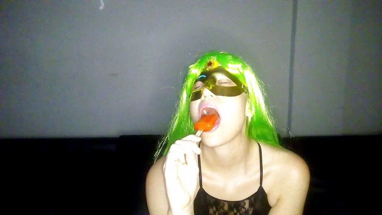Sexoamateur: Succhiare il gelato
