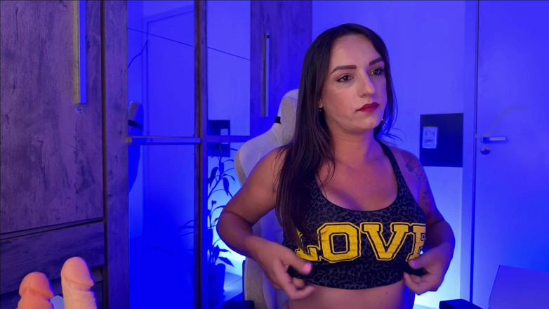 Rebeca Juicy: ¡Chica trans haciendo un directo!