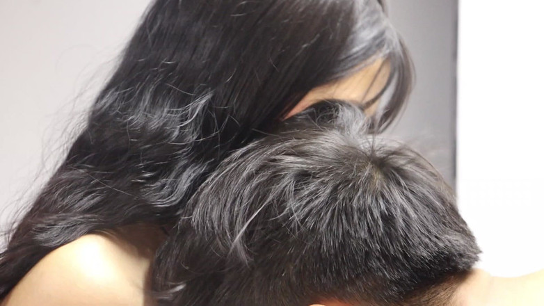 Vanessacoxxx: Rock, Papier, schere wir spielten mit meiner kolumbianischen stiefschwester und...