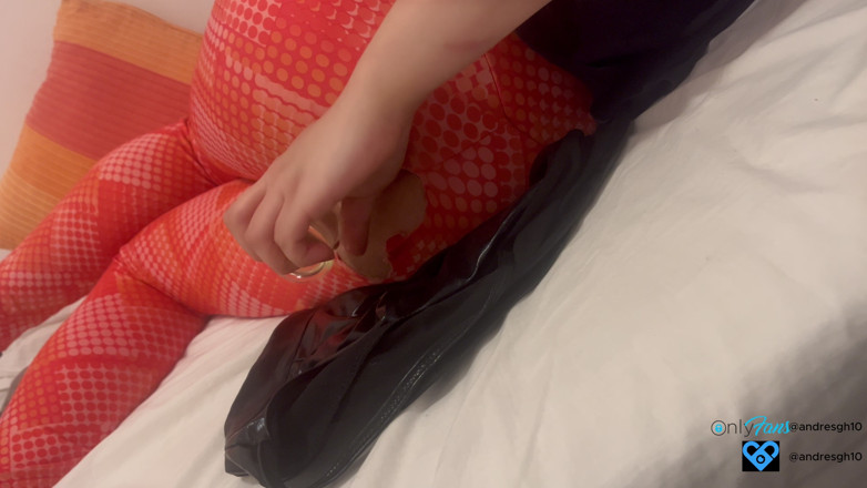 Andresgh10: Masturbarea anală
