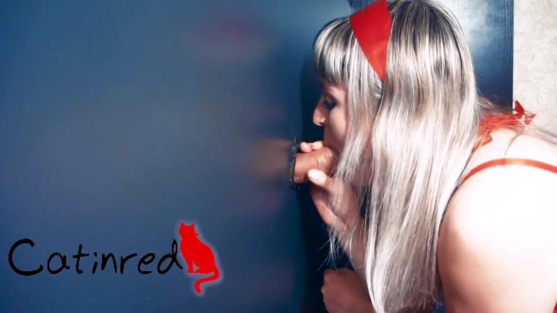 Catin Red: Mały milf sex oralny kutas i ustne kremówka