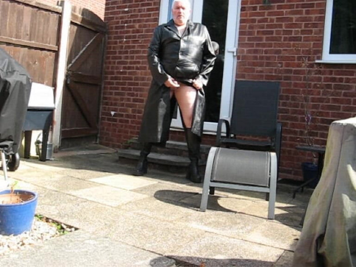 Leatherman63: Tranchée en cuir