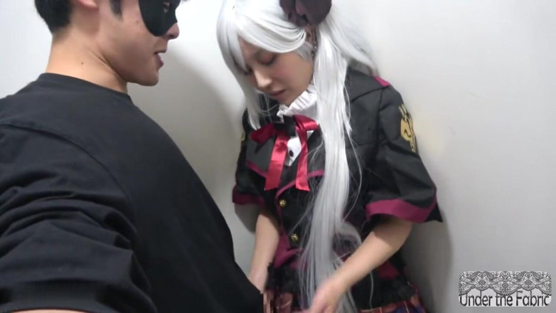 THAT'S WHAT SHE SAID: Première confession de tournage, une tokyoïte cosplayeuse timide sort de...