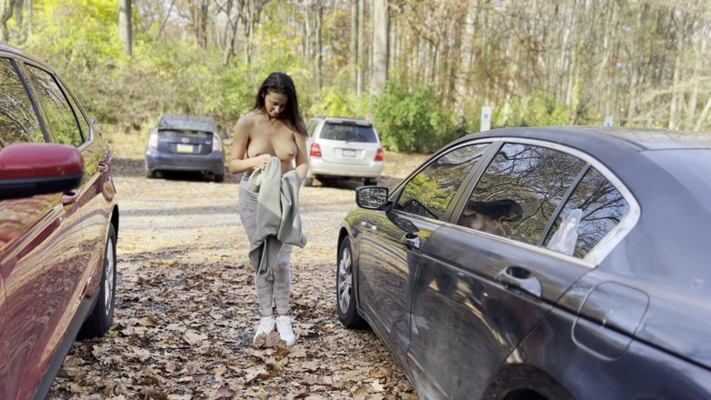 SweetButtocks: Intercambio rápido de trajes por mi coche en el parque