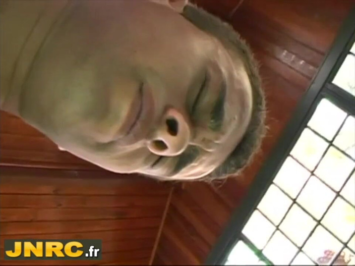JNRC: JNRC: sesso in una piscina