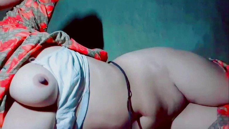 TricolorMusic3: Hot Teen Sexy Hot Girl I Am Pressing the Hot...